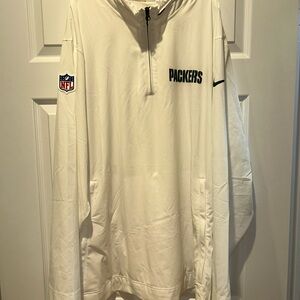 Nike White Packers Sideline Coach Quarter-Zip Light Weight Pullover. Hidden Hood